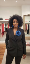 Load image into Gallery viewer, Flower Earrings